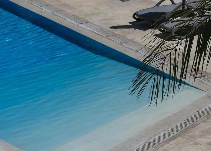 Seaview Mangroovy 2br, Walk To Pool & Beach, El Gouna! Ollystays Alpesi faház